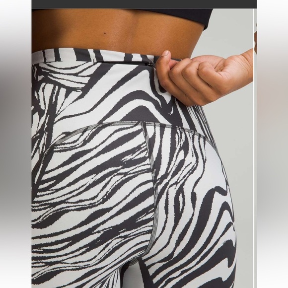 Lululemon Swift Speed High-Rise Tight 28" Leggings Size 4 - Picture 2 of 12
